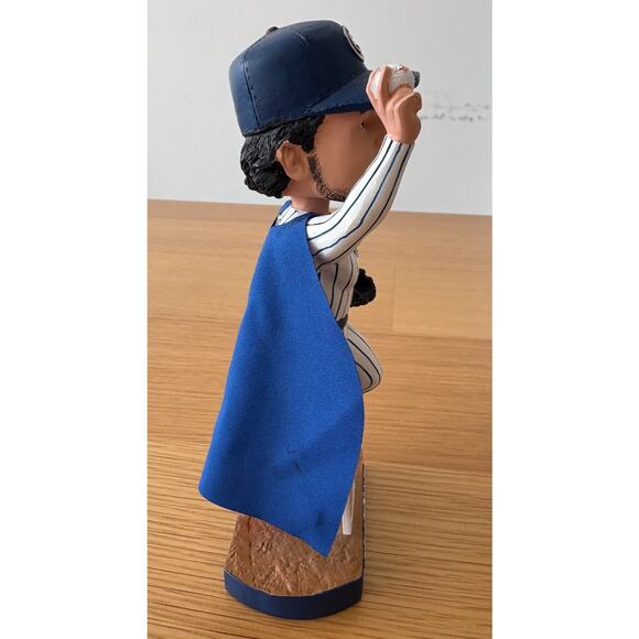 Chicago Cubs Yu Darvish Bobblehead Super-Yu 2020 Wrigley Field - Picture 4 of 6